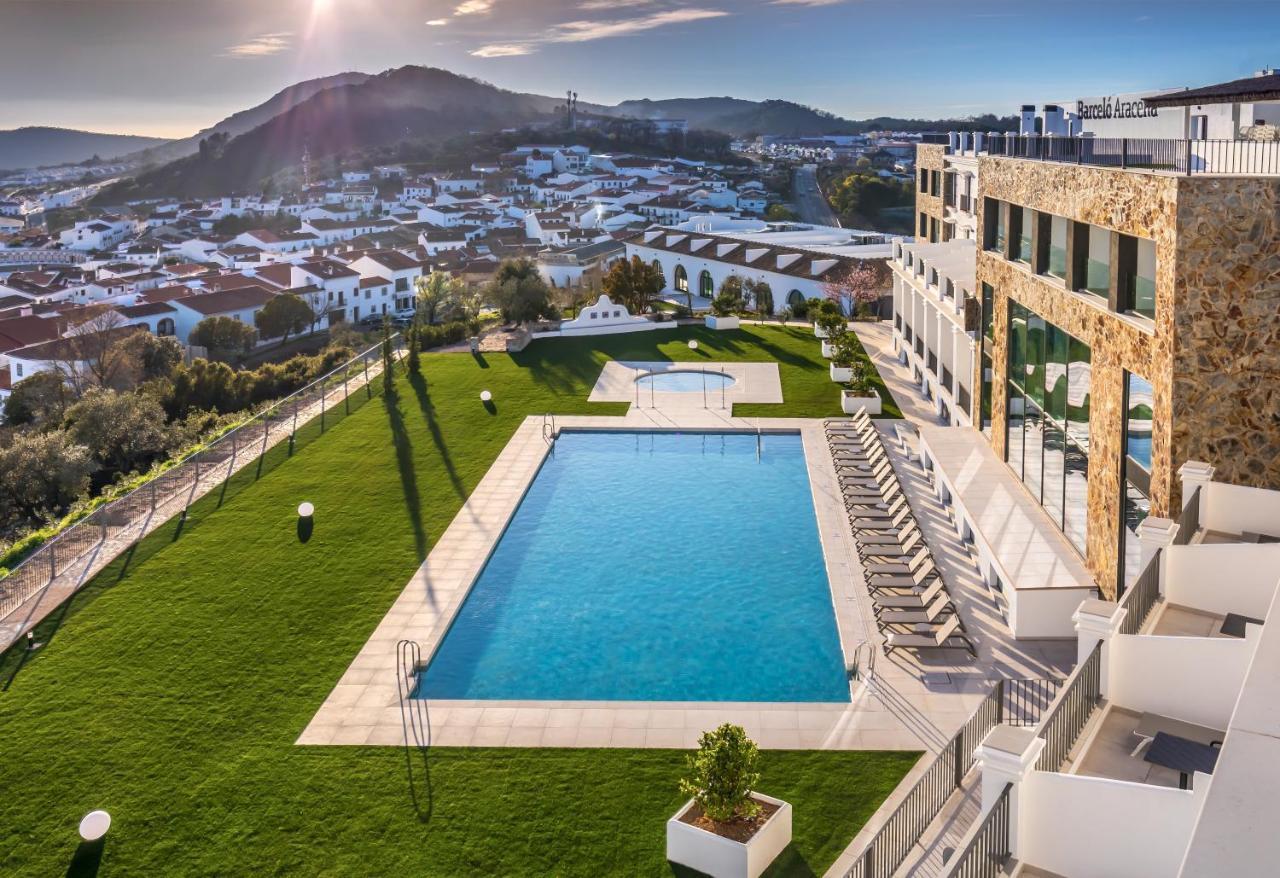 Barcelo & Aracena